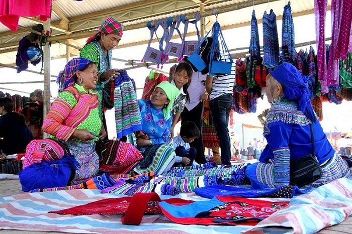 tet des hmong vietnam marche ethnique